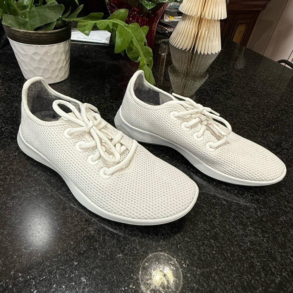 All its Women’s Tree Runners